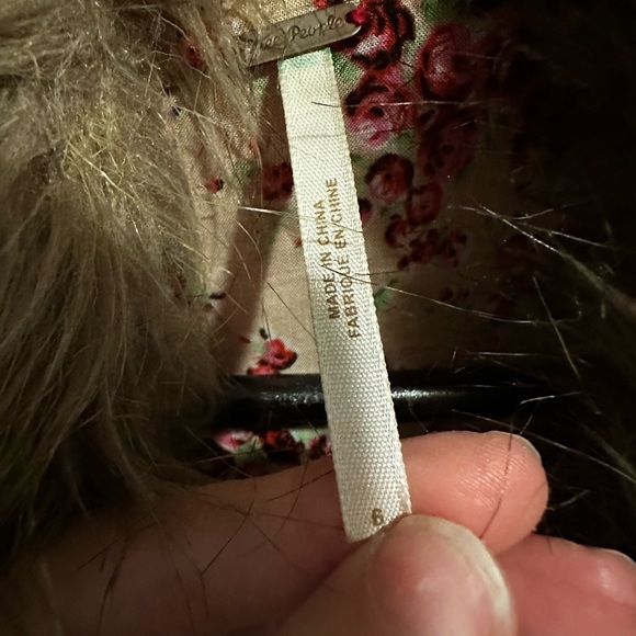 Beautiful Red faux fur trimmed coat - Picture 4 of 4